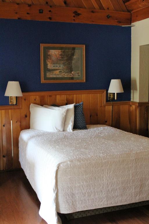 Stone Fence Resort Огденсбърг Екстериор снимка