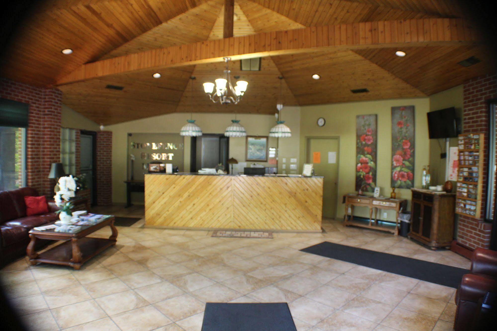 Stone Fence Resort Огденсбърг Екстериор снимка
