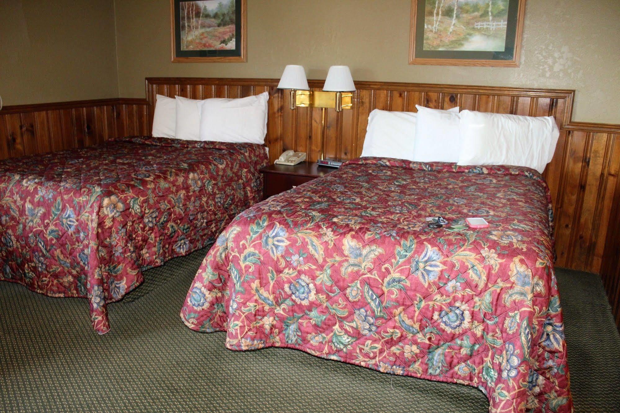 Stone Fence Resort Огденсбърг Екстериор снимка
